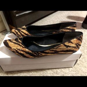 Nine West Leopard Gold and Black Flats W7